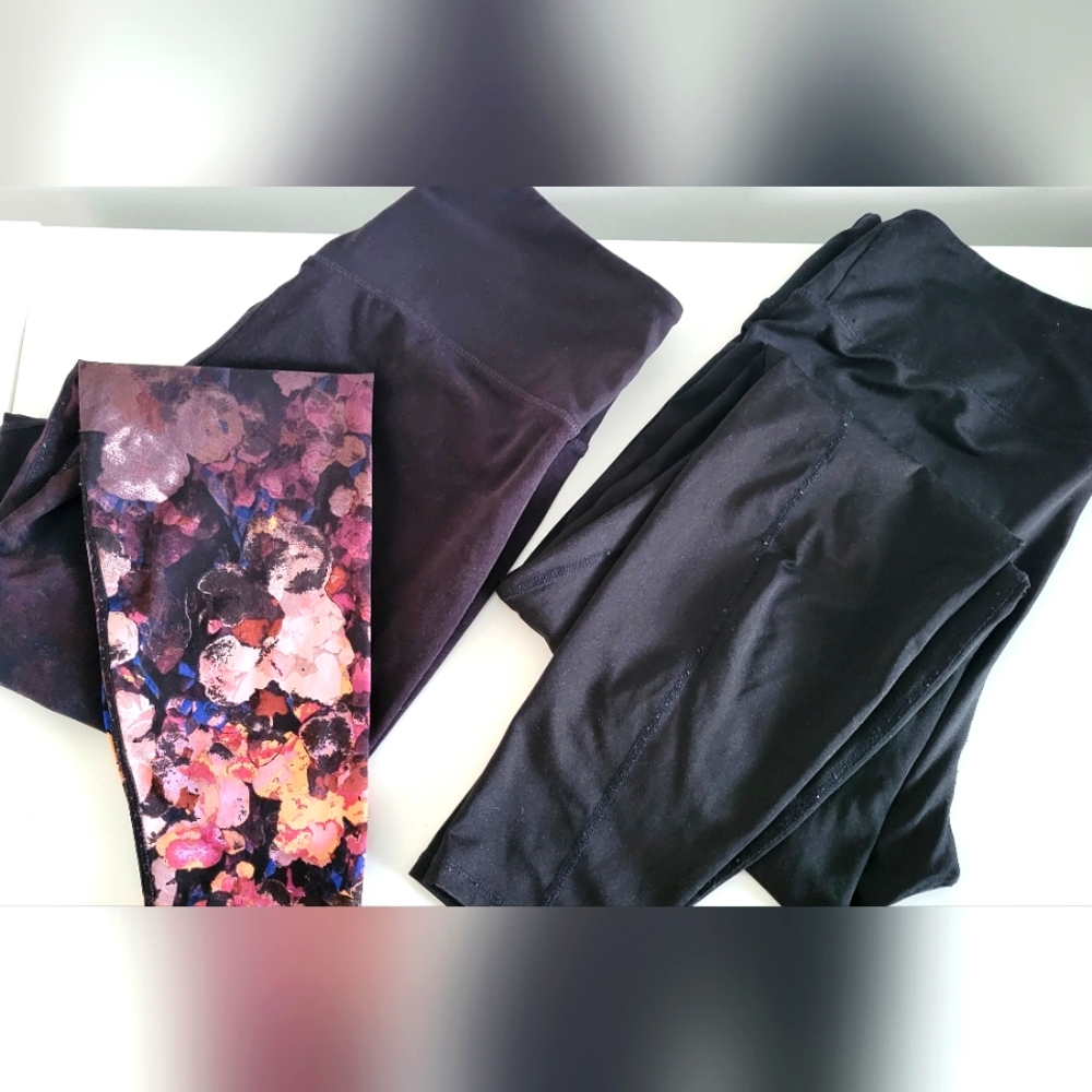 Set of 2 Leggings from H&M - Womens size Large